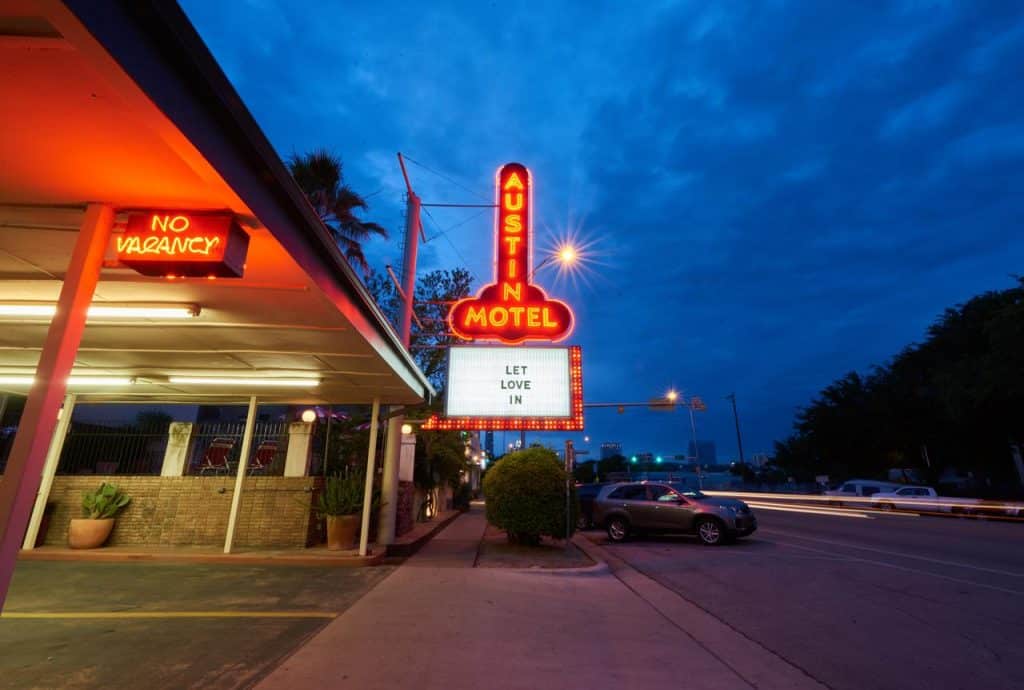 gay bars austin texas