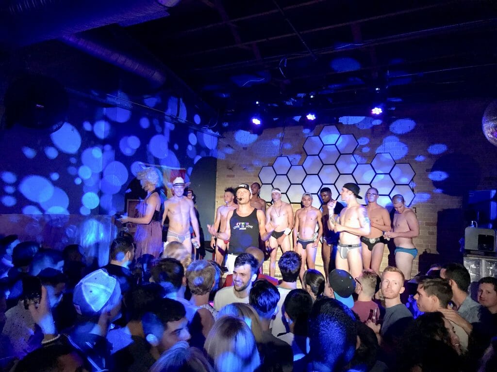 gay bars austin texas drag show