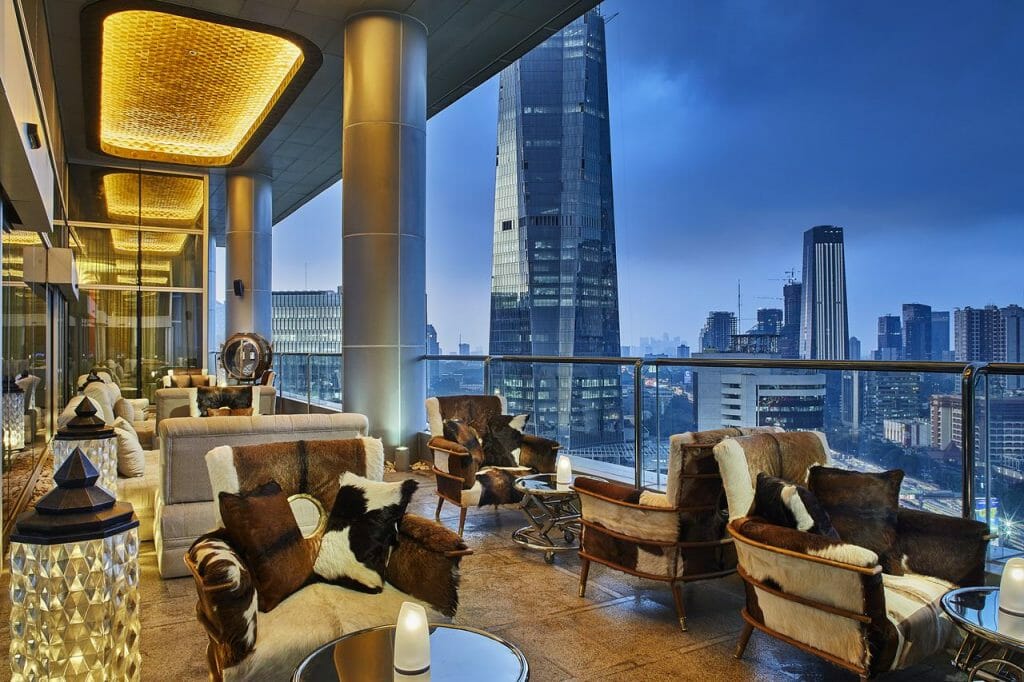 Nautilus Bar Four Seasons Jakarta 