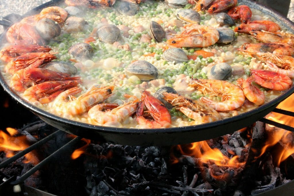 Paella Class & Sunset Cruise | LGBT Valencia