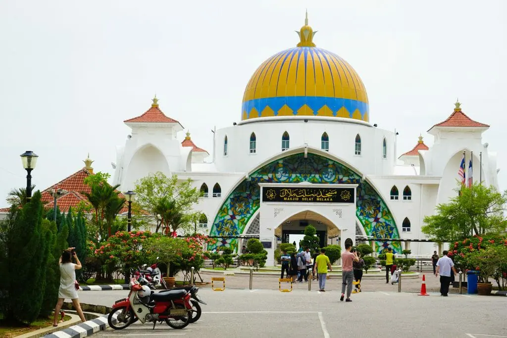 Masjid Selat - Things To Do in Melaka Malaysia