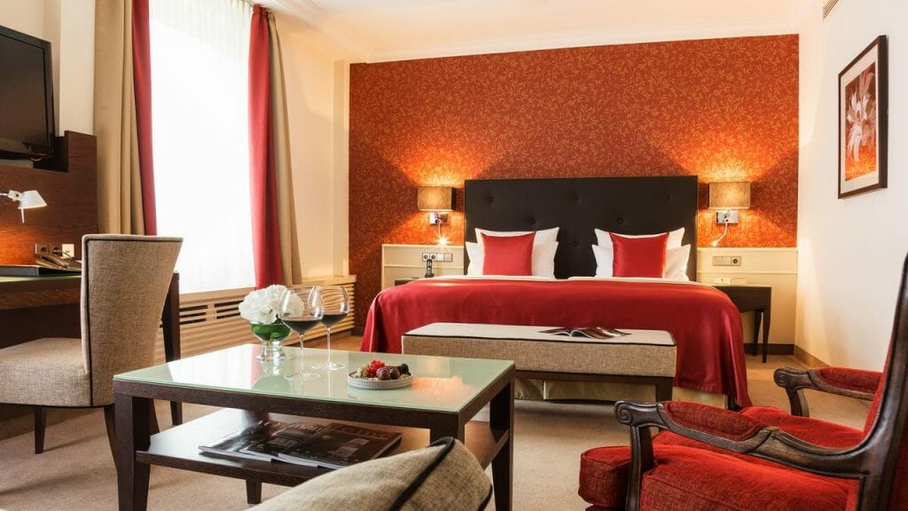 Althoff Hotel am Schlossgarten | Luxury Gay Hotel In Stuttgart