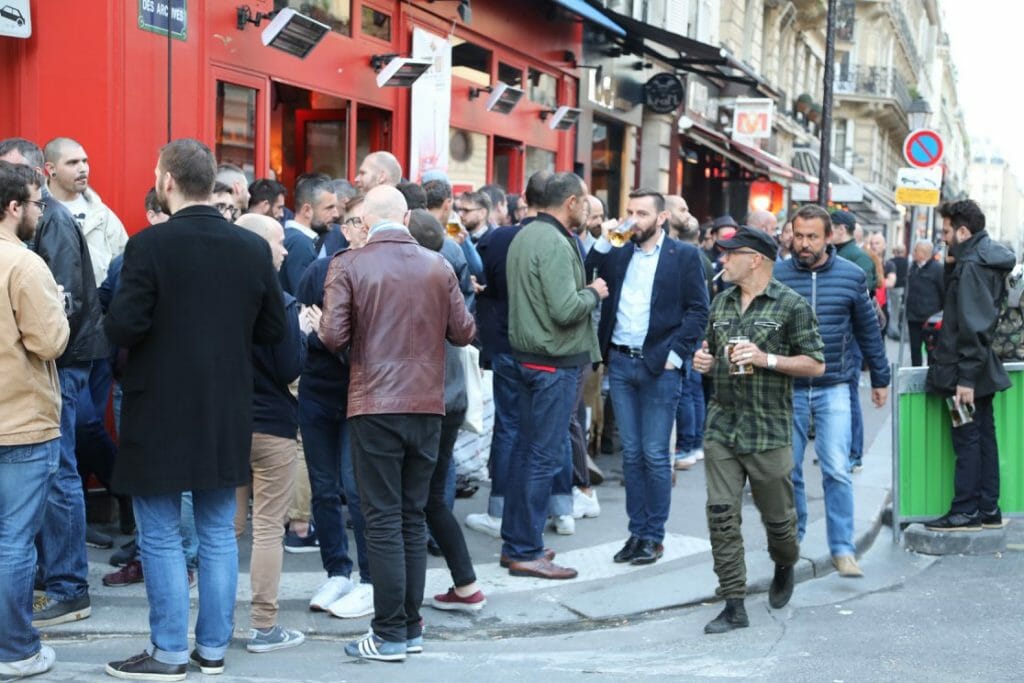 Cox Gay Bar in Paris | gay paris guide | gay area paris