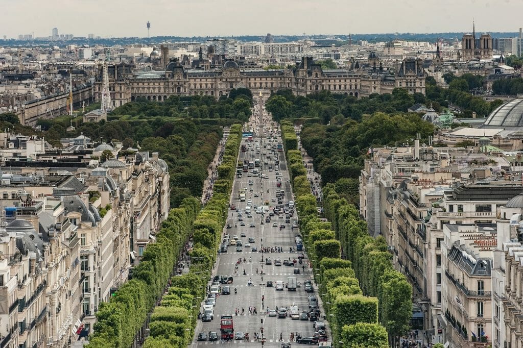 paris gay scene | gay b&b paris | gay shop paris