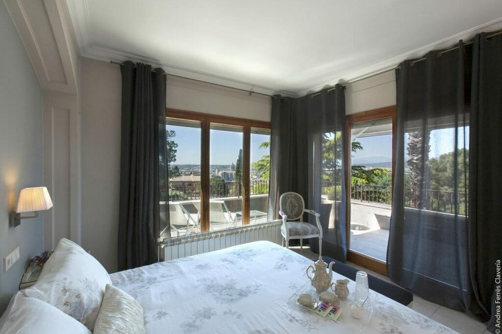 Montjuic Bed & Breakfast Girona | Girona Gay Hotel | Girona Gay Friendly Hotel