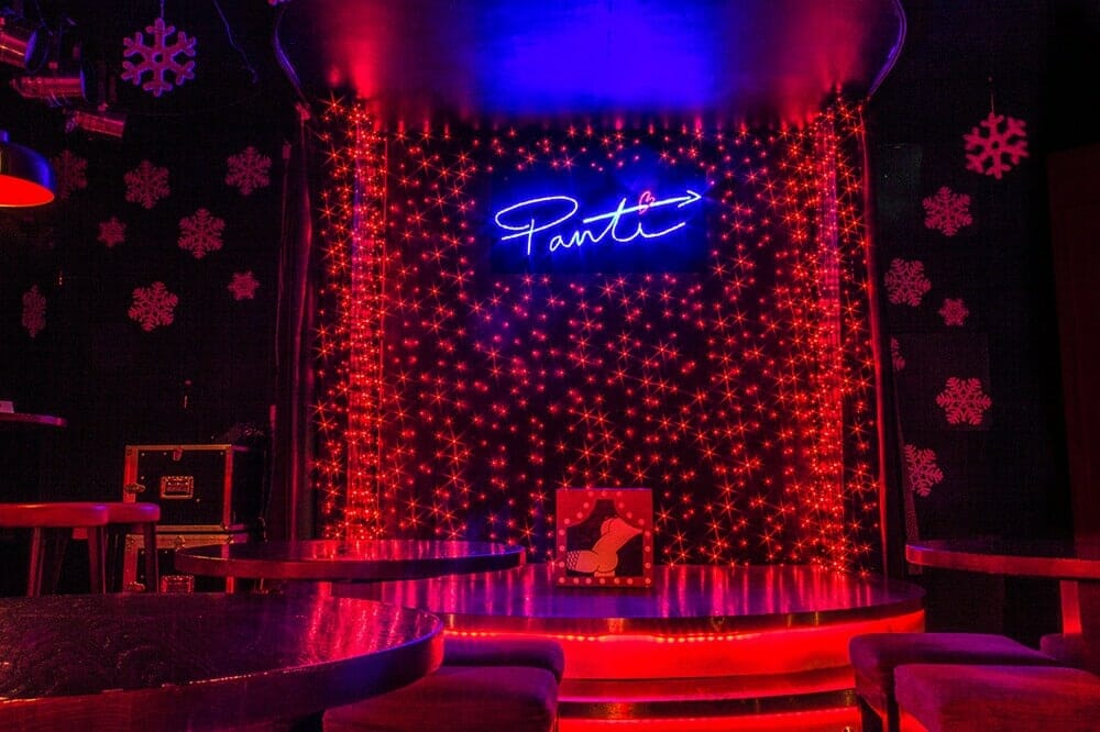 Panti Bar Dublin | nightclubs in dublin | gay nightclub dublin | clubs in dublin | gay bears dublin ireland | gay club dublin ireland | gay events dublin | best gay bars dublin | best bars in dublin | gay nightlife dublin