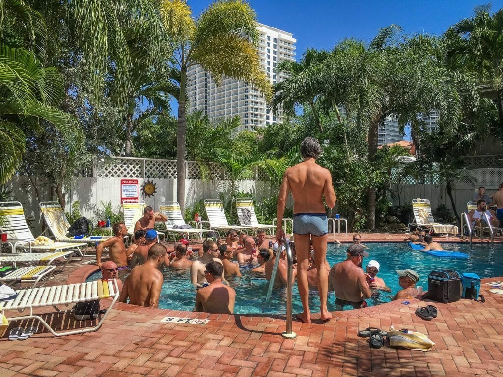 Worthington Resorts: Fort Lauderdale Gay Resort (3 in one) .