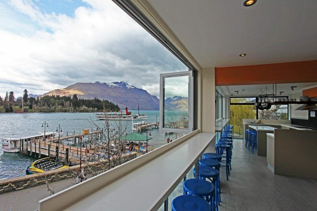 Absoloot Value Accomodation Queenstown | queenstown accommodation house | luxury accommodation queenstown nz | accommodation in queenstown new zealand apartments | boutique accommodation queenstown | 