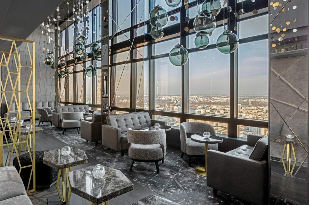 Panorama Bar @ Warsaw Marriott Hotel | gay bar warsaw | warsaw gay life | gay club warsaw poland