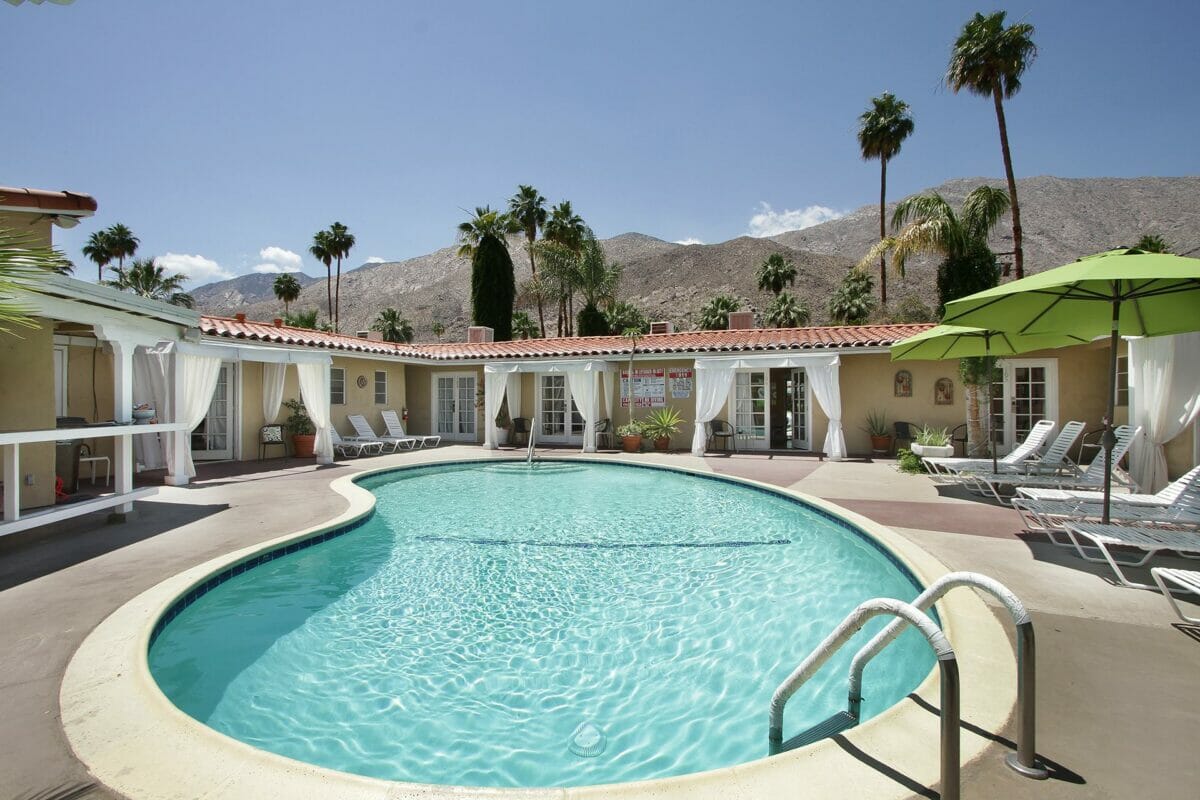 The Absolute Best Gay Clothing Optional Resorts In Palm Springs Usa 🌴 