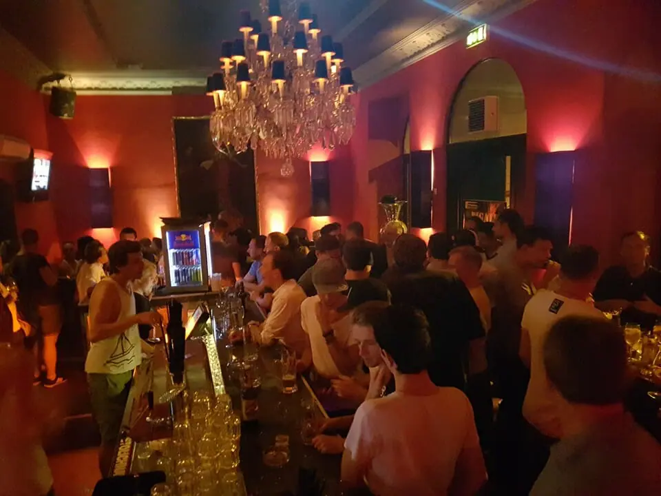 Felixx Bar Vienna . |gay area in vienna | gay district vienna | gay nightlife vienna | gay bars vienna austria |