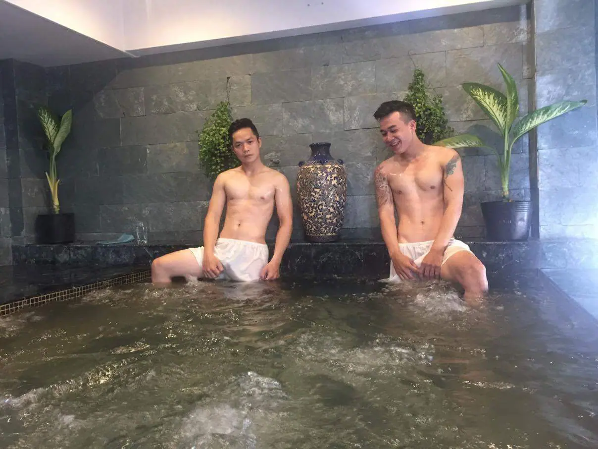 ho chi minh vietnam gay boy hanoi vip massage gay spa saigon gay spa ho chi...