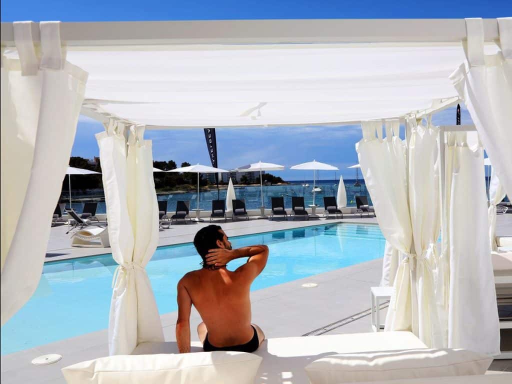 AxelBeach Ibiza Suites Apartments Spa and Beach Club - Adults Only | Gay Hotel Ibiza