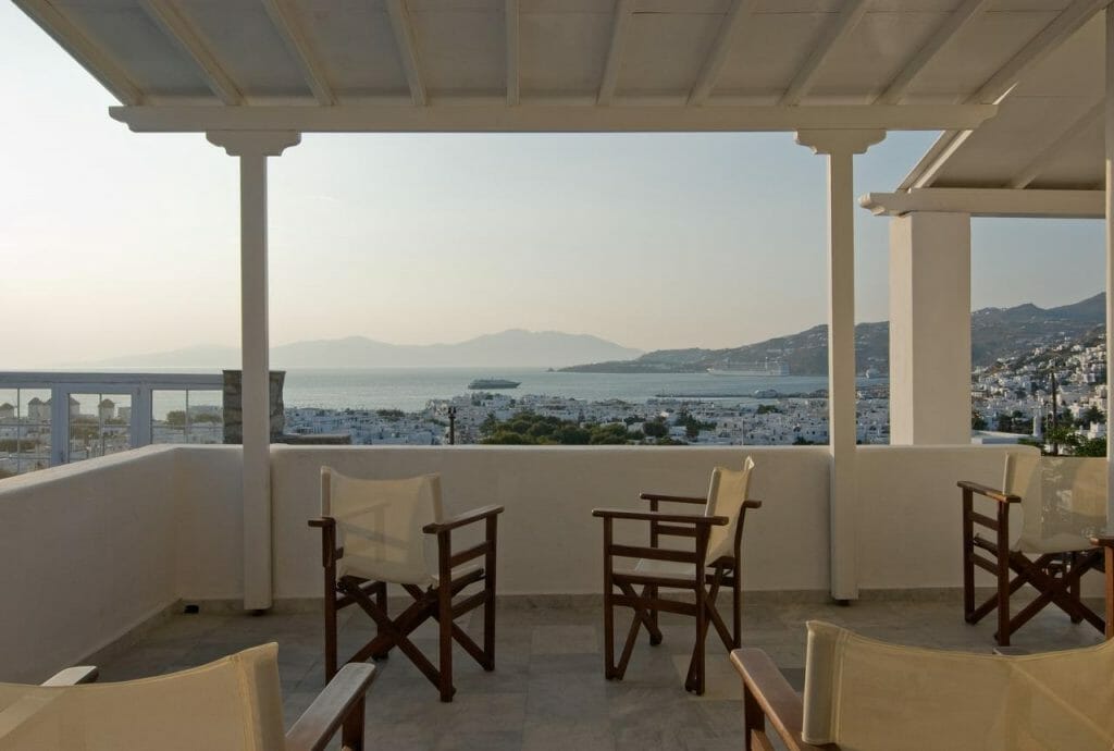 Little Rochari * cheap hotels in mykonos ** gay friendly hotels mykonos greece ** best place to stay in mykonos ** mykonos gay hostel ** gay friendly hotel **