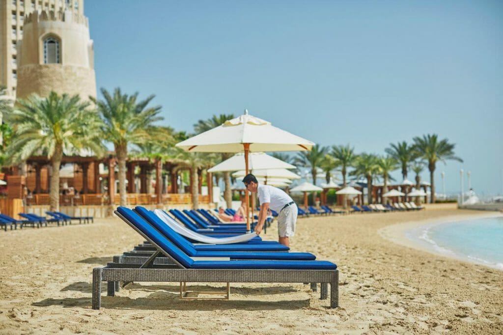 Four Seasons Beachclub Doha