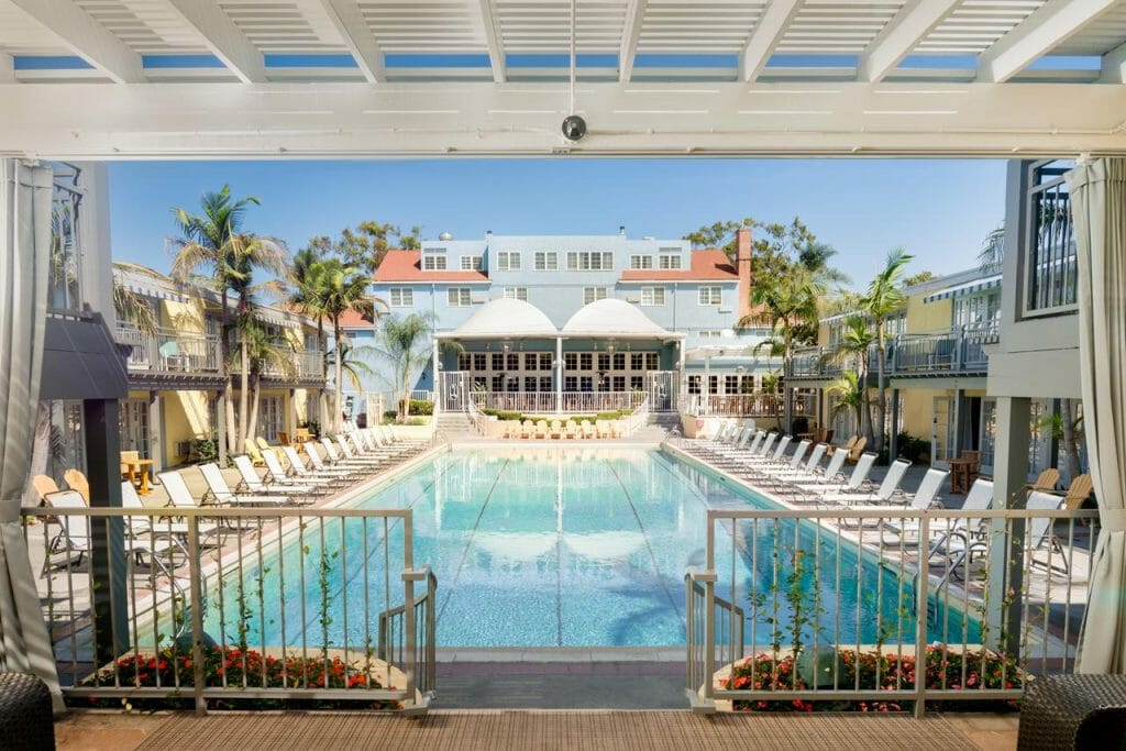 The Lafayette Hotel, Swim Club & Bungalows 