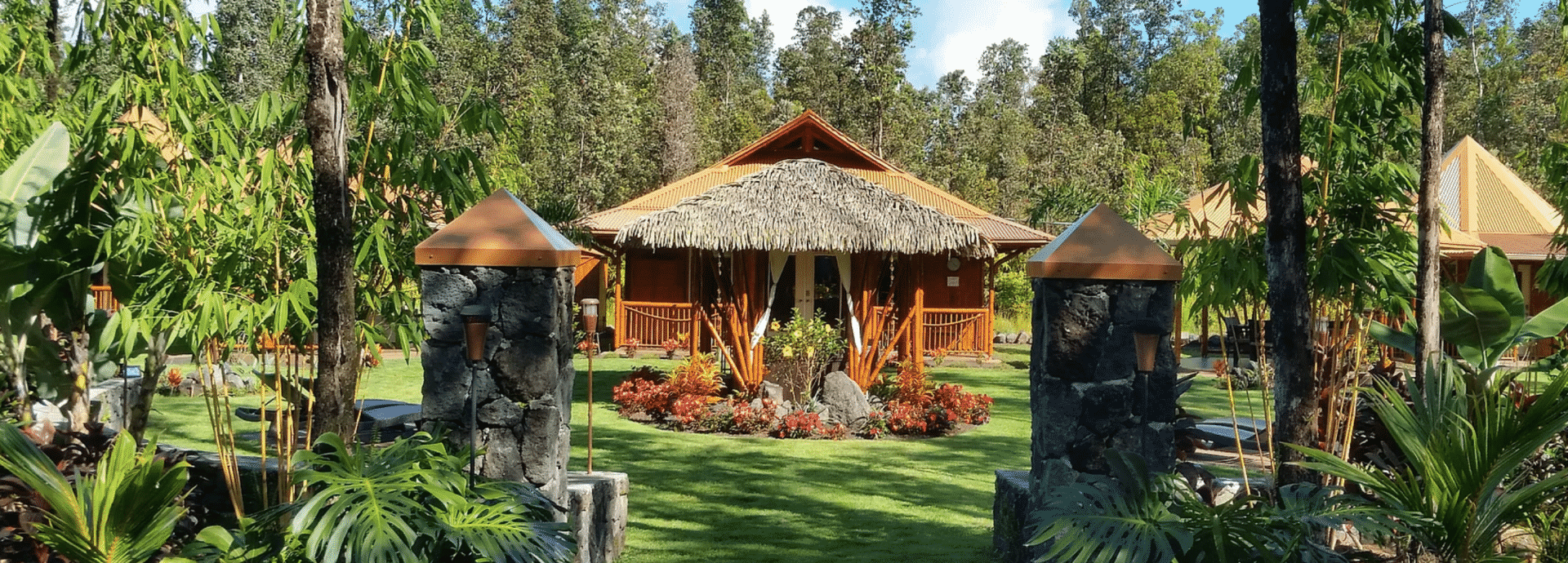 The Best Gay Clothing Optional Resorts In Hawaii To Let It All Hang Out