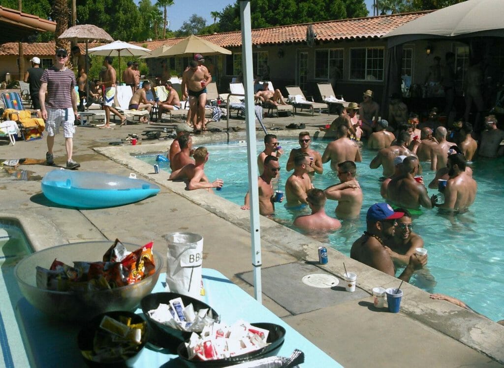 gay men clothing optional resort in the us