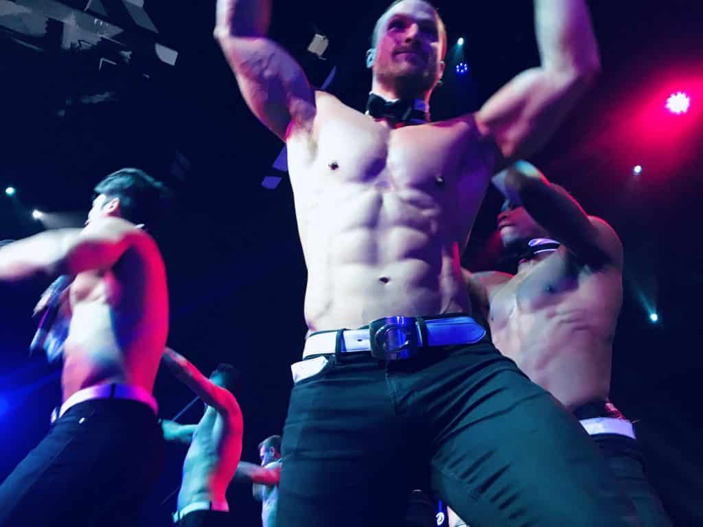 Do Chippendales Take It All Off? A Guide To The Best Gay-Friendly Male Strip Show in Vegas 😍