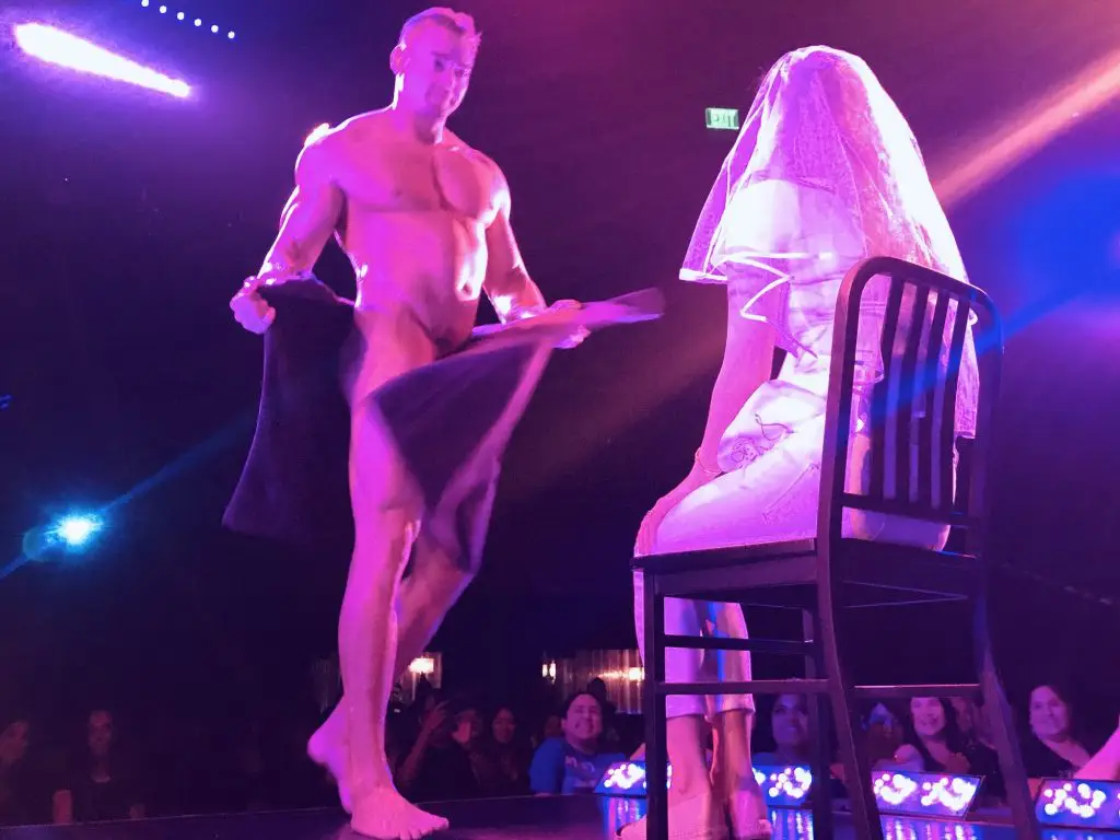 Do Chippendales Take It All Off? A Guide To The Best Gay-Friendly Male Strip Show in Vegas 😍 image
