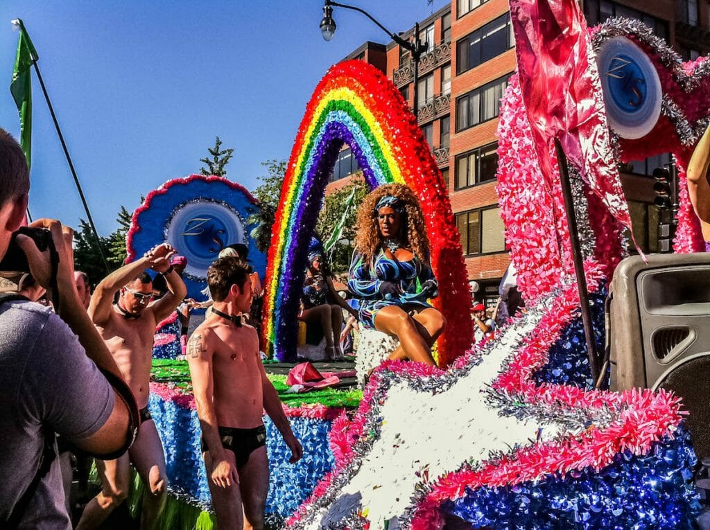 Moving To LGBT Washington DC? How To Find Your Perfect Gay Neighborhood!