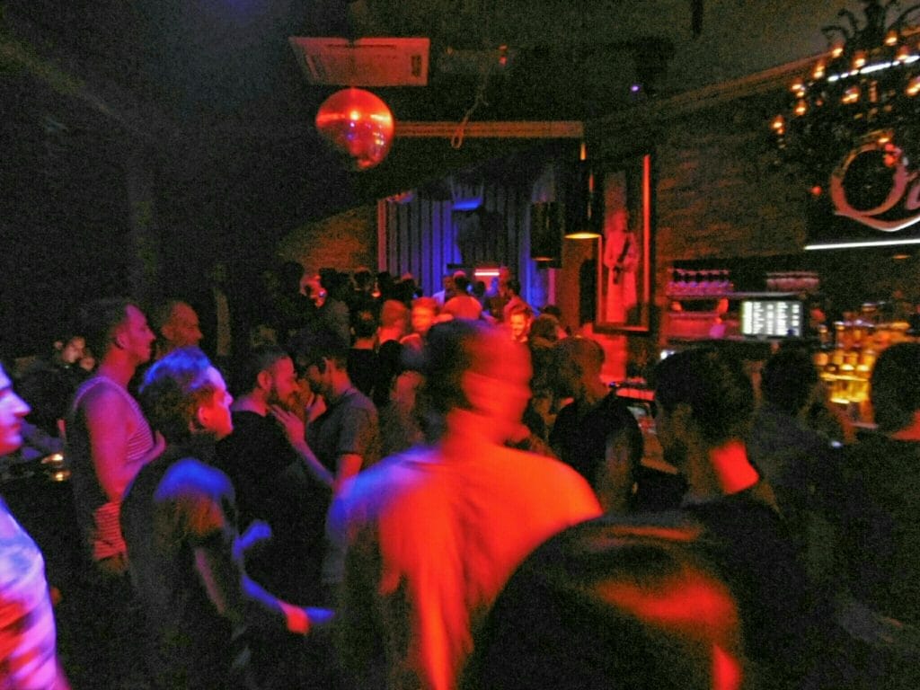 Queenz Gay Bar Dusseldorf