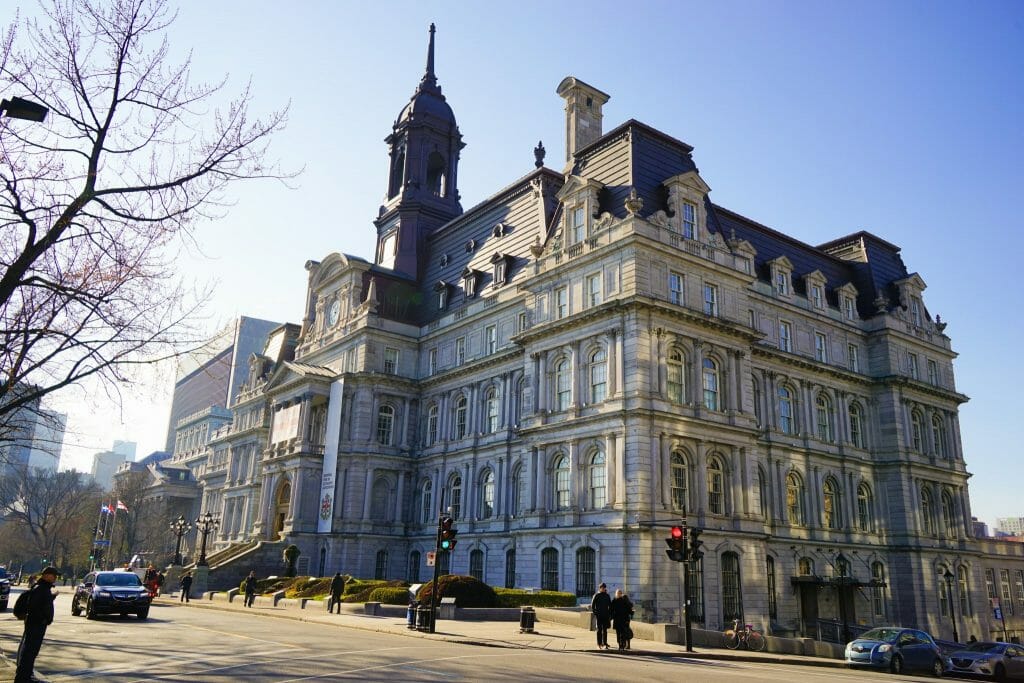 closest gay bar to beacon hotel washington dc