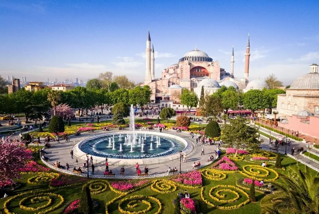 Gay Istanbul Turkey Travel Guide