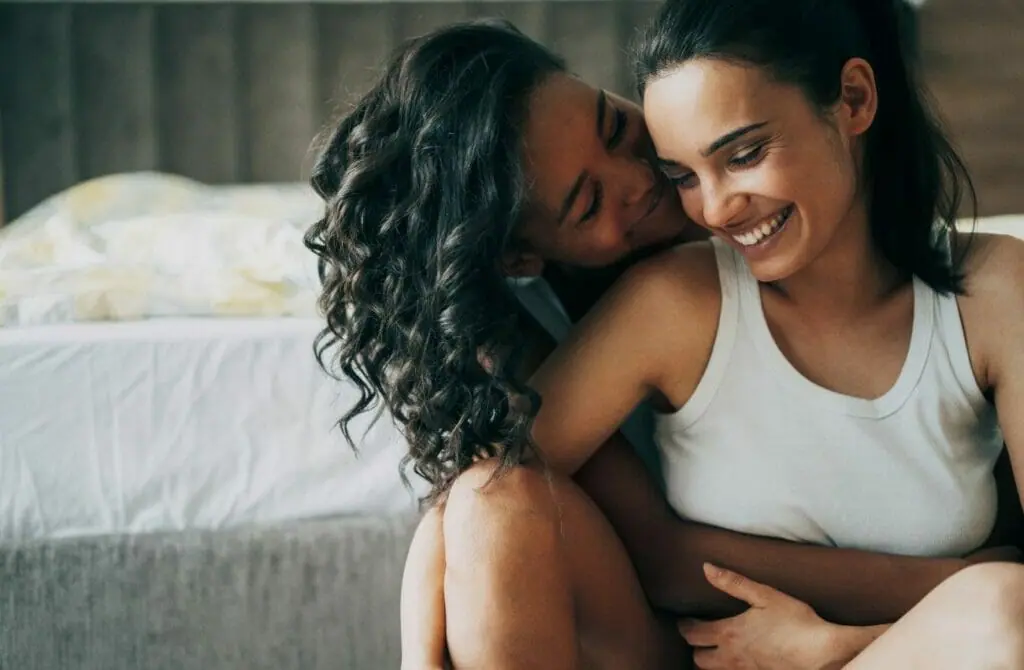 10 Pieces of Lesbian Relationship Advice From a Woman Who Knows!