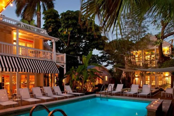 Alexander's Gay Lesbian Guesthouse (Adult Only 21+) 2 - Gay Resorts In Florida