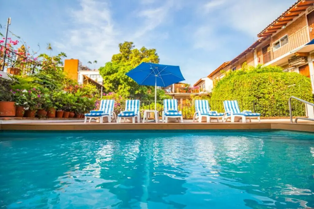 Hotel Posada De Roger - Gay Resorts In Puerto Vallarta