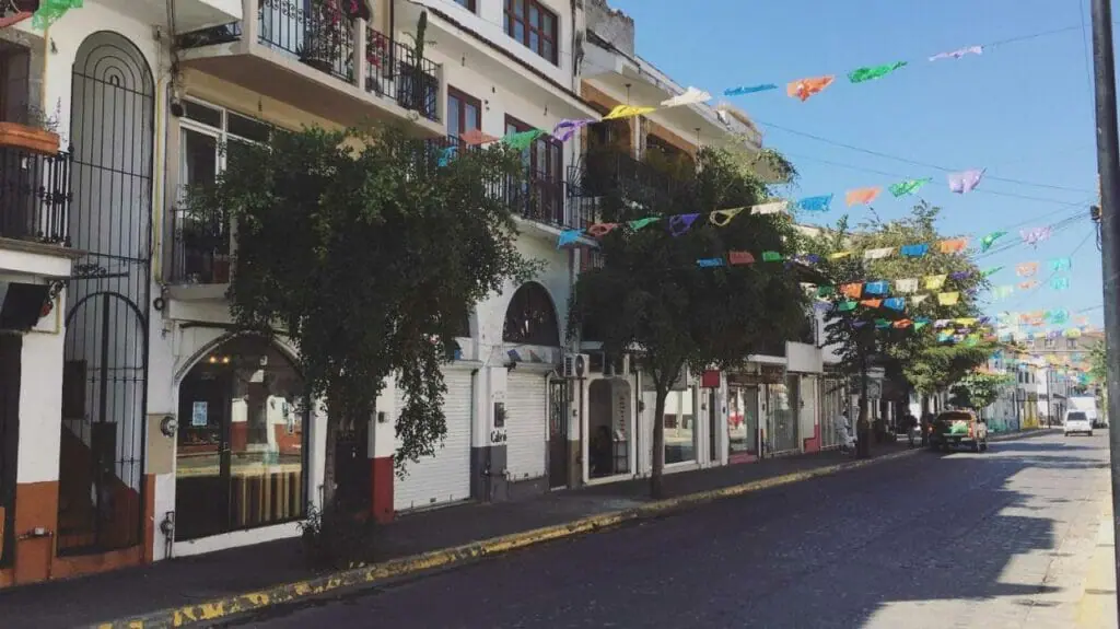 Jet's Gay Youth Hostel - Gay Resorts In Puerto Vallarta