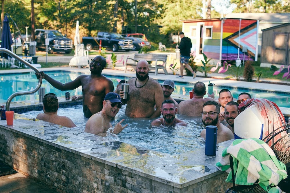 Grizzly Pines Texas - gay resorts in texas