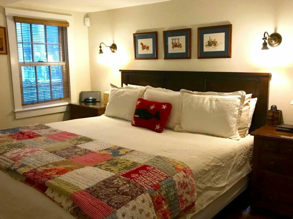 Revere Guest House - Gay Resorts In Provincetown