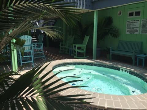 Upper Deck Hotel and Bar - Adults Only- gay resorts in texas