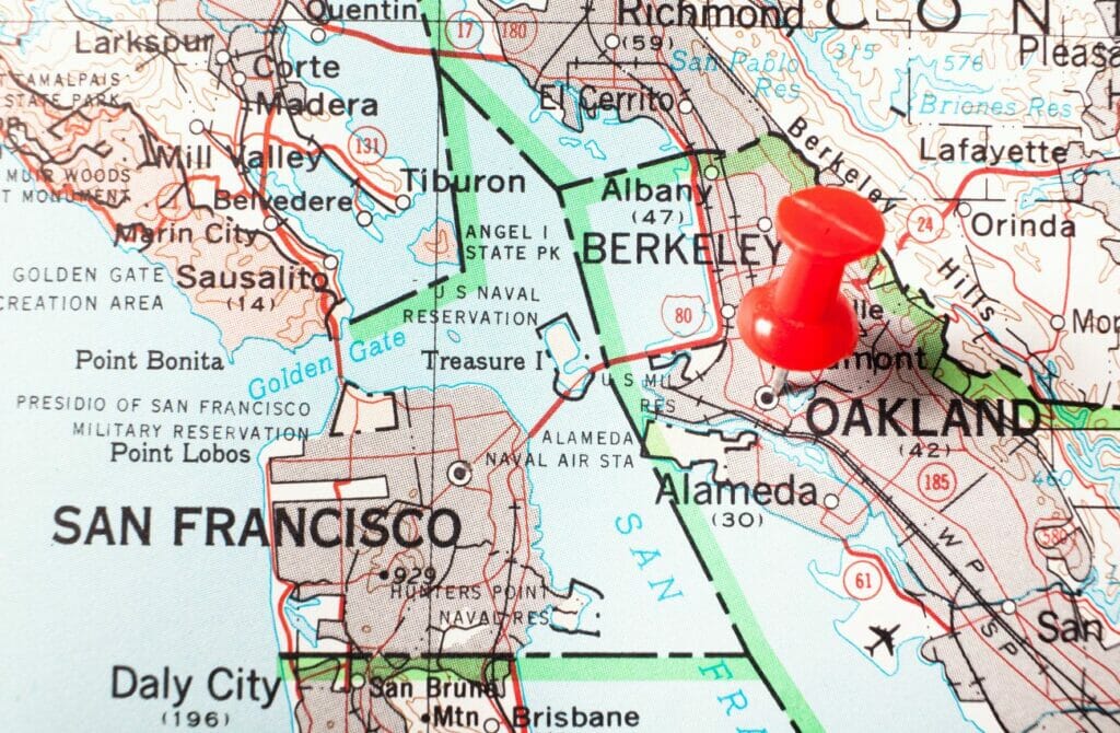 Moving To LGBT Oakland, California? How To Find Your Perfect Gay Neighborhood!