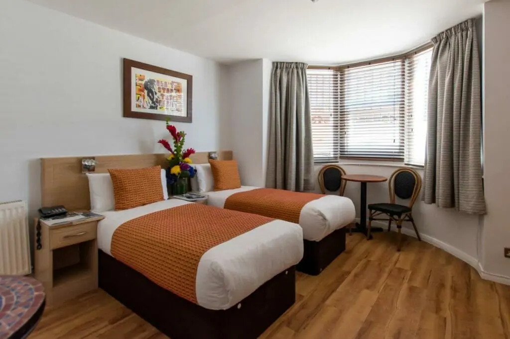 New Seine Hotel - Best Gay resorts in Brighton United KIngdom - best gay hotels in Brighton United KIngdom