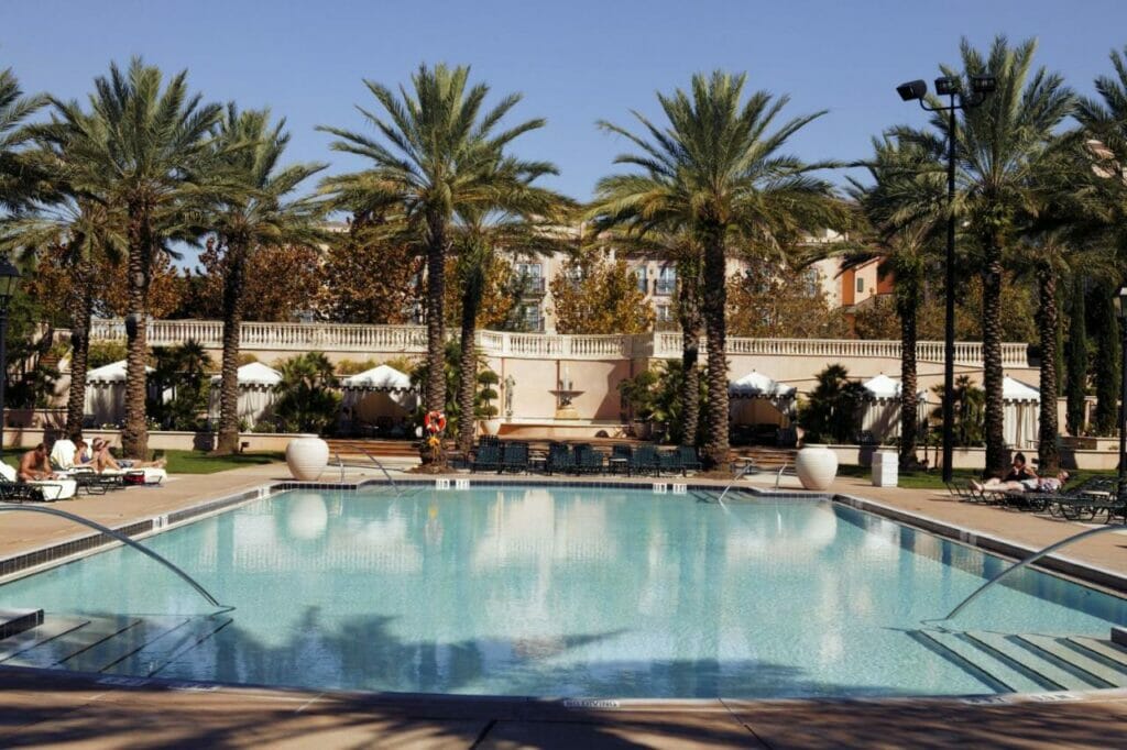 Loews Portofino Bay - Best Gay resorts in Orlando United States - best gay hotels in Orlando United States