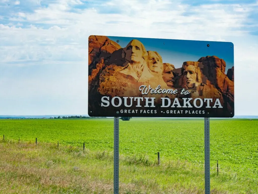 Moving to gay South Dakota - South Dakota lgbt organizations - Lgbt rights in South Dakota - gay-friendly cities in South Dakota - gaybourhoods in South Dakota