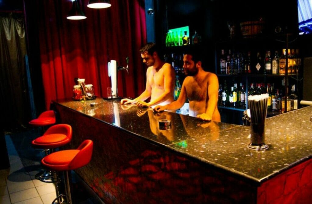 Best Gay Cruise Bars - DRAKO Club