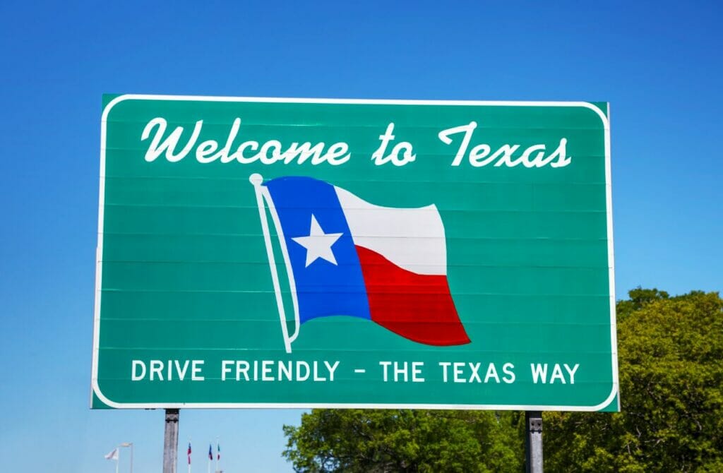 Moving To Gay Texas? Thing To Know Before Relocating Here As An LGBT Person.