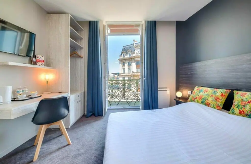 BDX Hôtel - Les Collectionneurs - Gay Hotel in Bordeaux