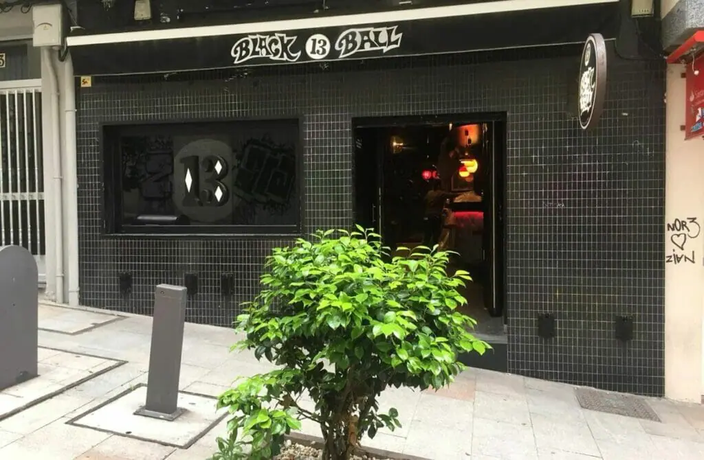 Black Ball Vigo - best gay nightlife in Vigo