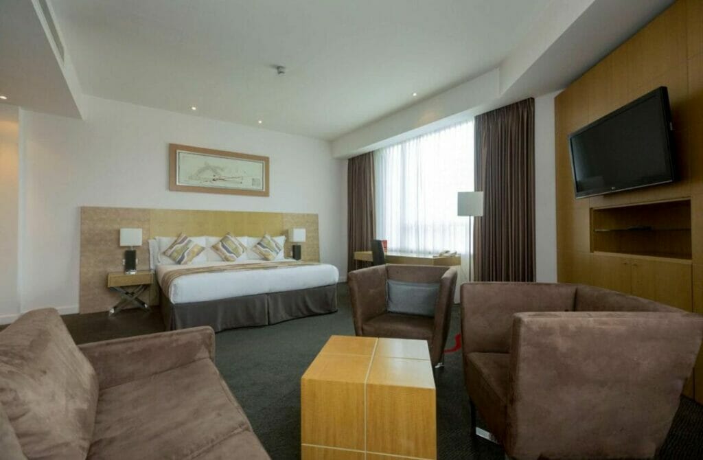 Park Plaza Cardiff - Gay Hotel in Cardiff