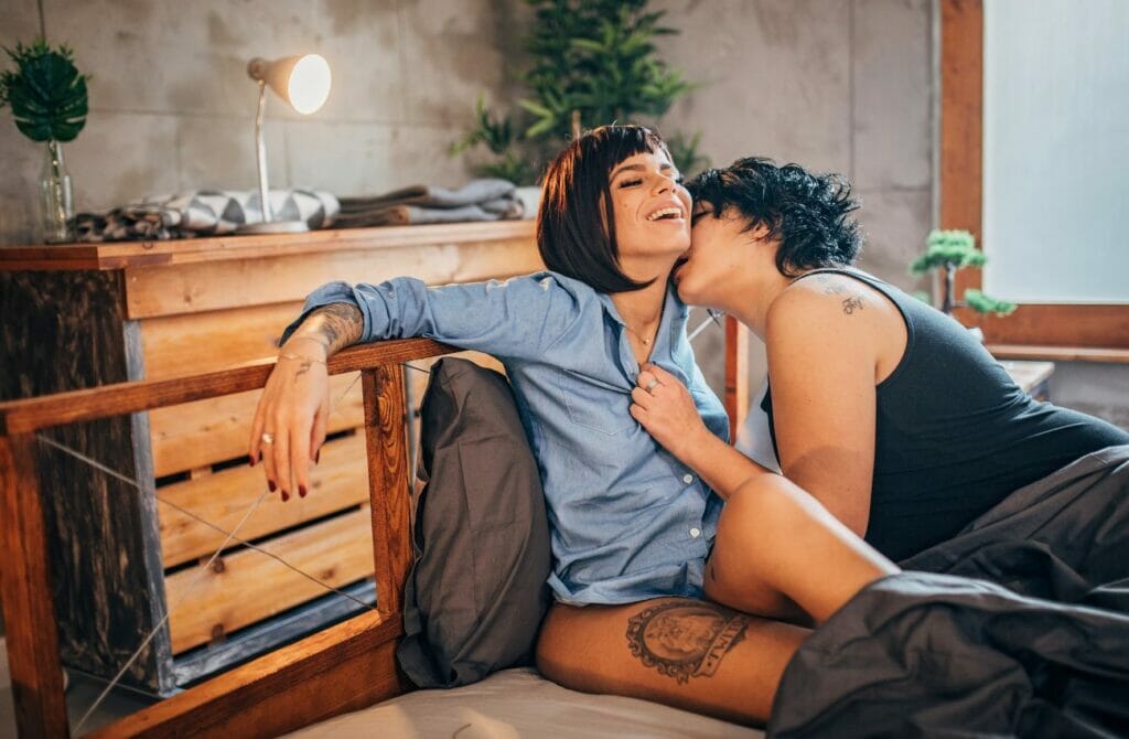 The 13 Best Lesbian Movies On Hulu You Need To Watch Now! 🎥