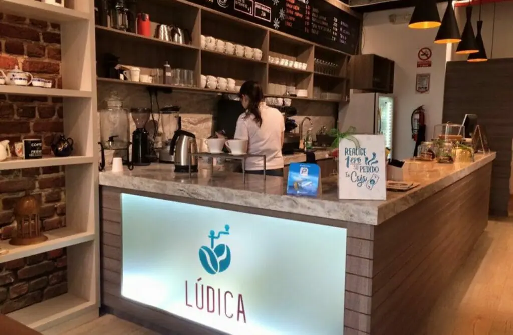 Lúdica Coffee House - Gay Nightlife in Guayaquil