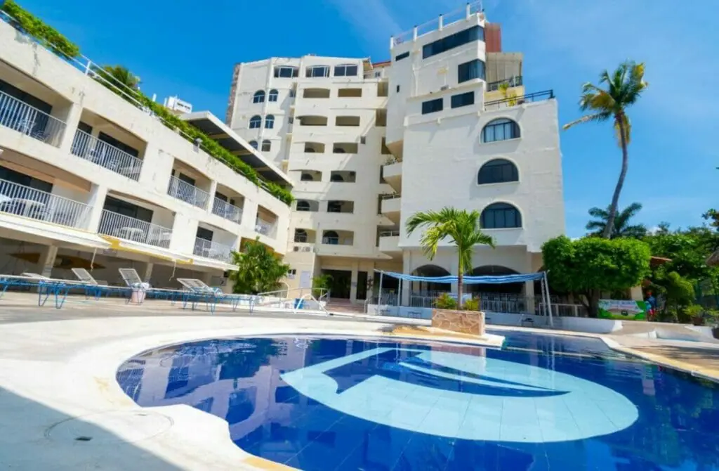 Acamar Hotel - Gay Hotel in Acapulco