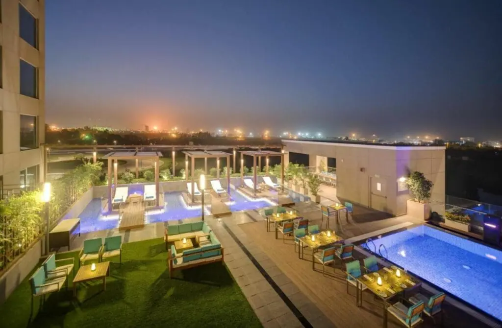 Courtyard by Marriott Surat - Gay Hotel in Surat