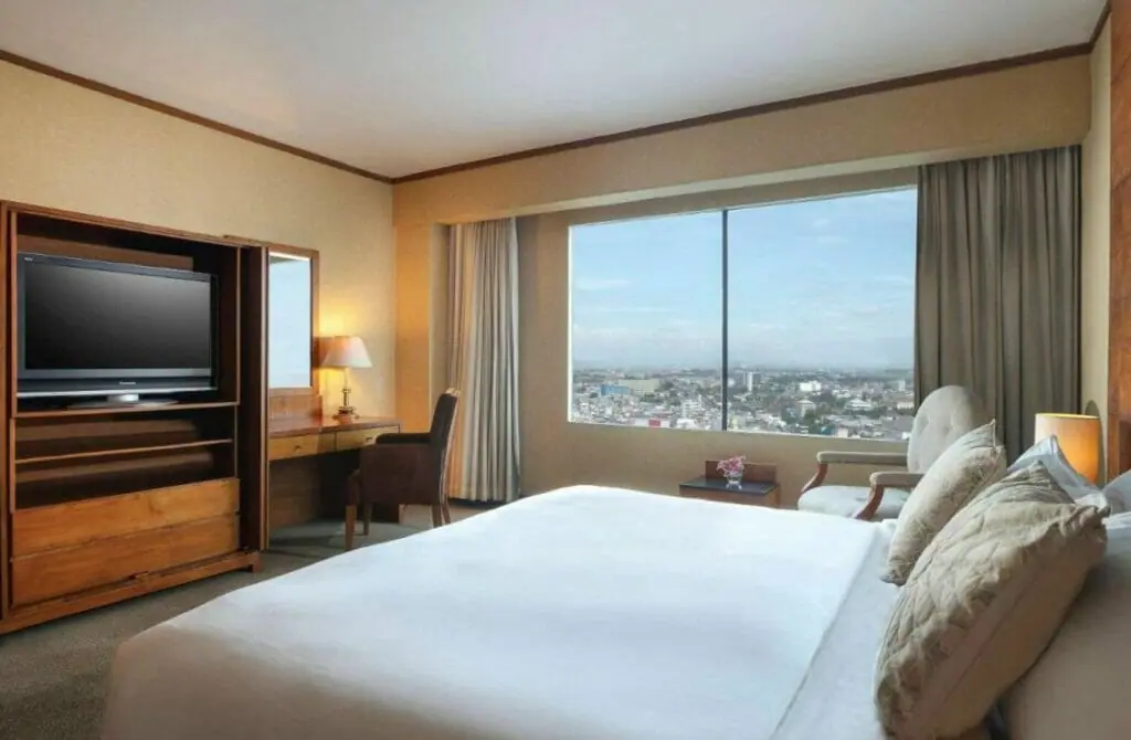 Grand Mercure Medan Angkasa - Gay Hotel in Medan 