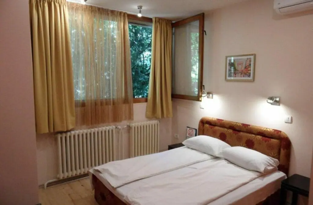 Hostel Oasis - Gay Hotel in Belgrade